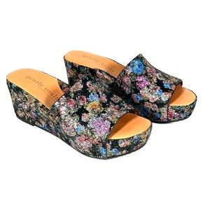 EUC Gentle Souls Forella Platforn Slides Size 8